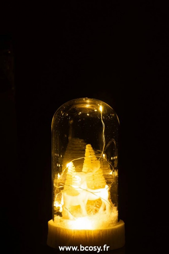 J-Line cloches cuvecles clochettes en verre statuettes Jolipa J Line Jline Cloche Haute Led Cerfs Verre Resine Blanc Small