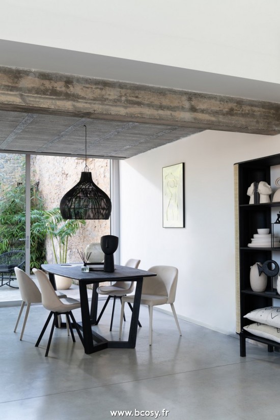 J-Line lampes suspendues suspensions pendantes J Line Abat Jour En Forme De Poire Rotin Noir