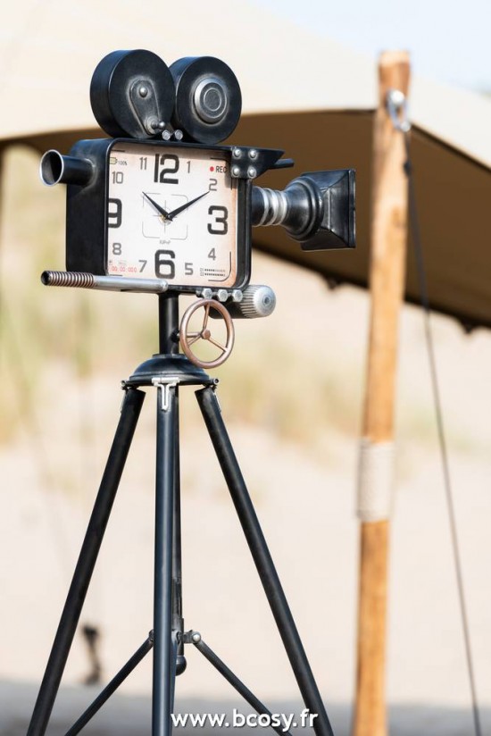 Jolipa Jline Horloge Camera Sur Pied Metal Noir