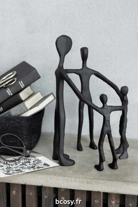 Jolipa Statue Famille Cercle Aluminium Noir.