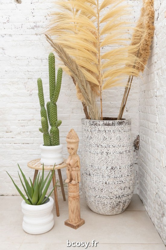 Jolipa Personnage Africain Debout Bois Naturel Medium.