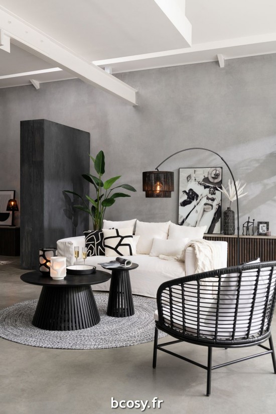 Jolipa Table Vincent Bois De Manguier Noir Small.