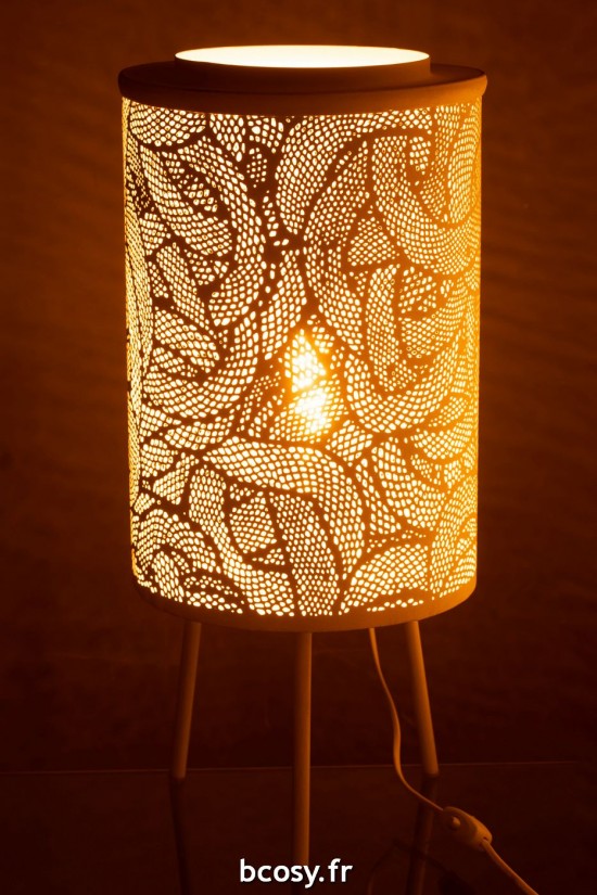 J-Line J Line Éclairage Armatures Luminaires D'intérieur Pieds De Lampe Avec Abat Jour Lampes De Table Jolipa Lampe Metal Per.