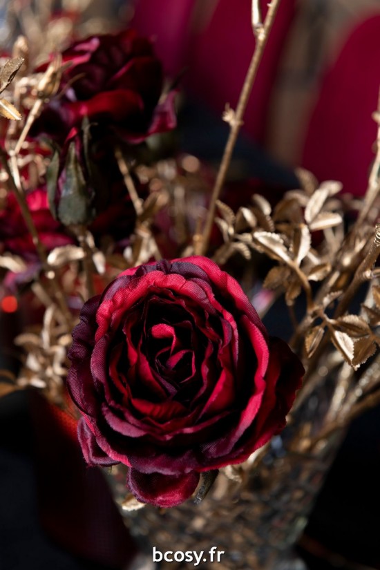 Jolipa Rosier 3 Fleurs Bourgeons Plastique Rouge Or.