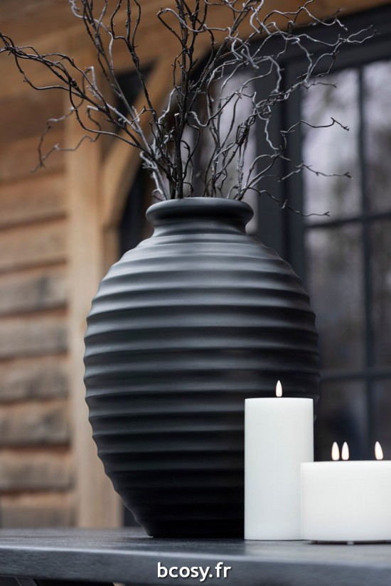 Jolipa Cachepot Oval Terracotta Noir Large.