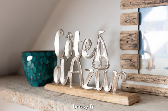 Jolipa Cote D Azur Sur Socle Aluminium Argent.