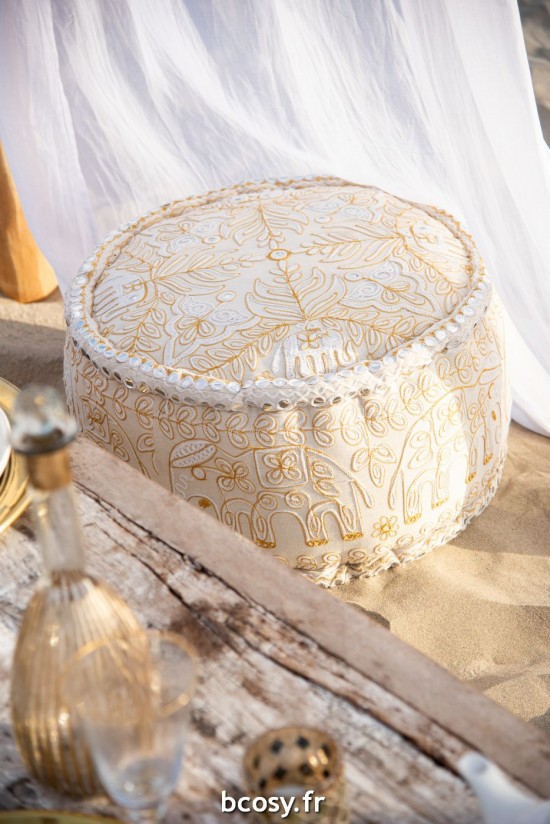 Jolipa Pouf Rond Éléphants Miroirs Coton Crème Or Large.