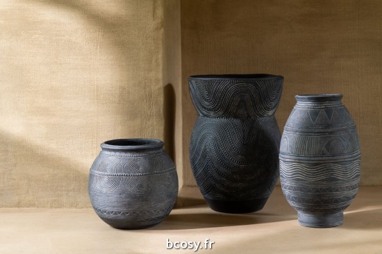 Jolipa Vase Cercle Ciment Noir Marron.