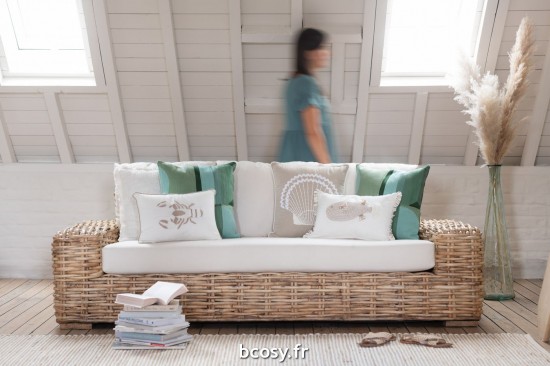 J-Line Sofa+Cojin 3 Personas Rattan/Textil Natural/Blanco .