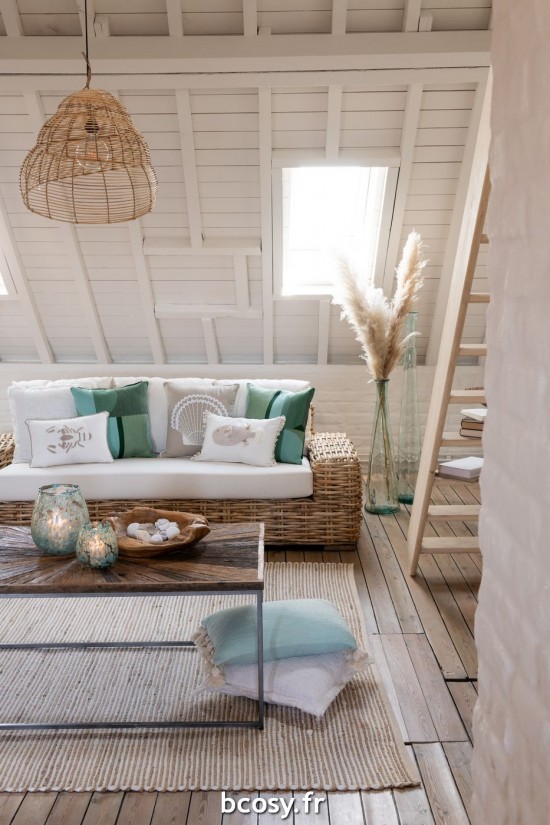 J-Line Sofa + Cuscino 3 Persone Rattan/Tessuto Naturale/Bianco.