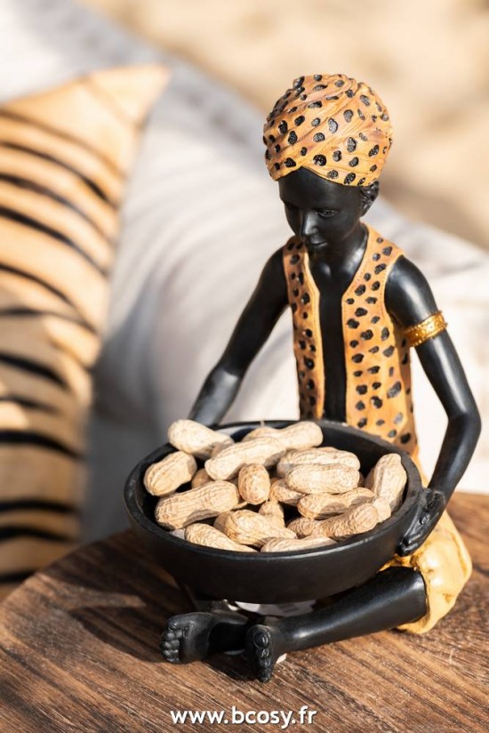 Jolipa Garcon Assis Resine Noir Marron.