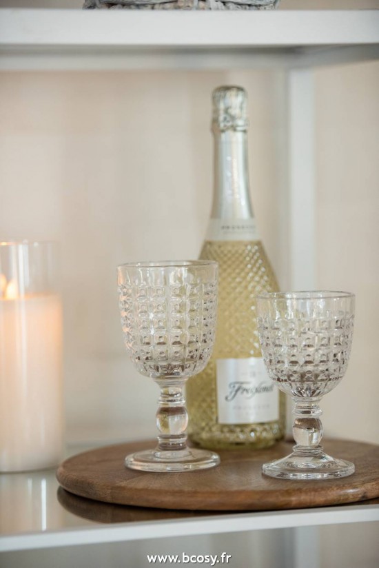 Jolipa Planche A Decouper Ronde Bois De Manguier Naturel.