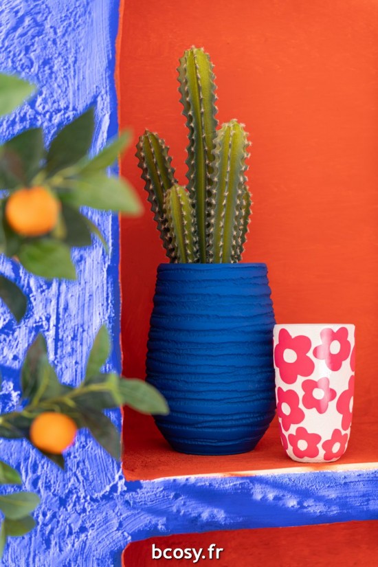 J-line 43003 Jolipa JLine cache pots cache pot.