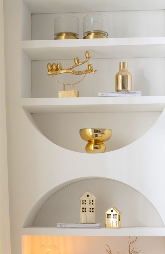 Jolipa Oiseau Sur Branche Base Resine Metal Or.