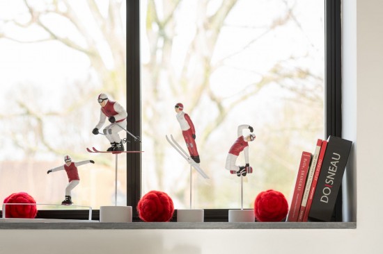 Jolipa Skieur Saut Long Resine Rouge Blanc Assortiment De 2.