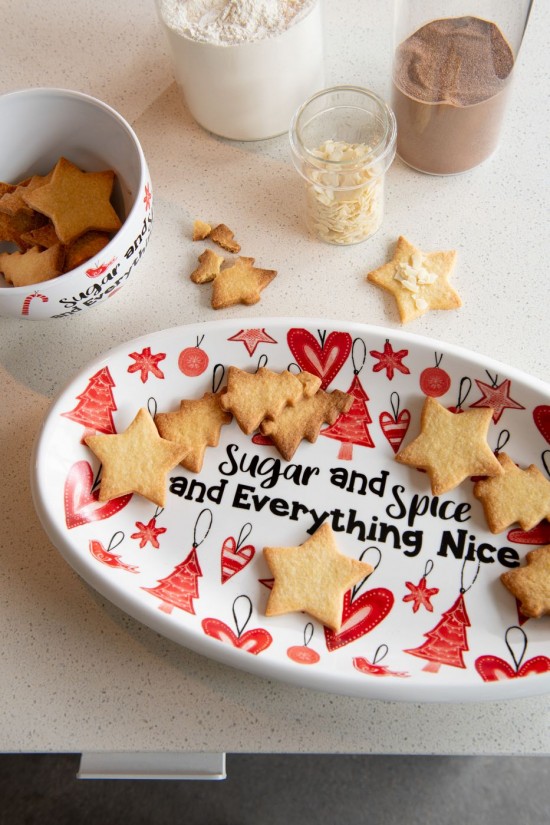 Jolipa Assiette Ovale Ceramique Rouge.