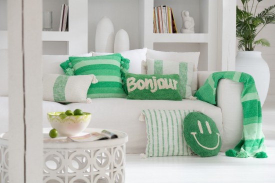 Jolipa Coussin Bonjour Tufté Coton Vert Blanc.