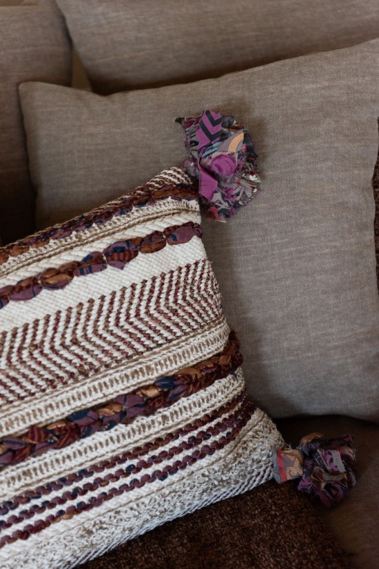 Jolipa Coussin Rectangle Motif Tressé Chindi Floches Coton Crème Marron.