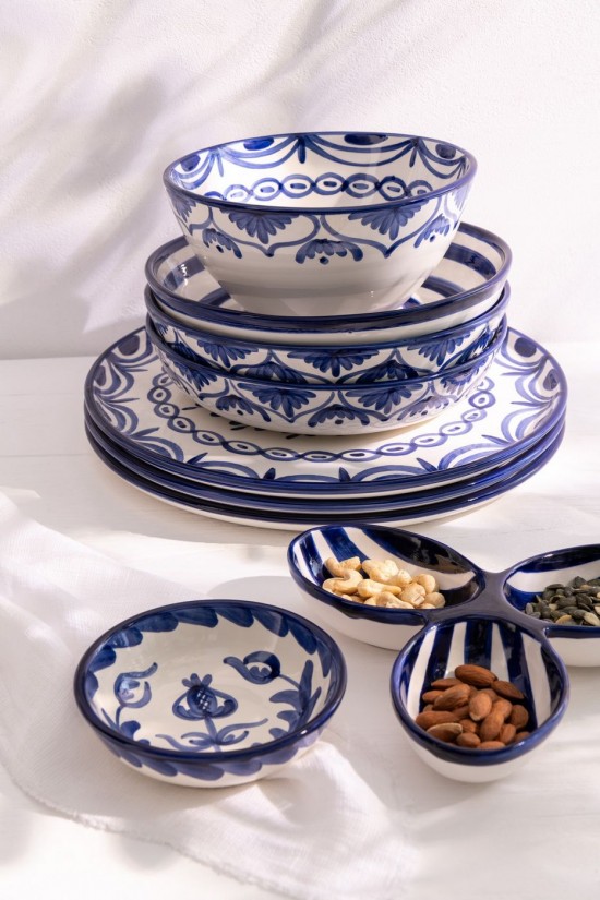 Jolipa Apero Dish Granada Clover Ceramic White Cobalto Blue.