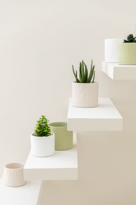 J-line 53055 Jolipa JLine cache pots cache pot.