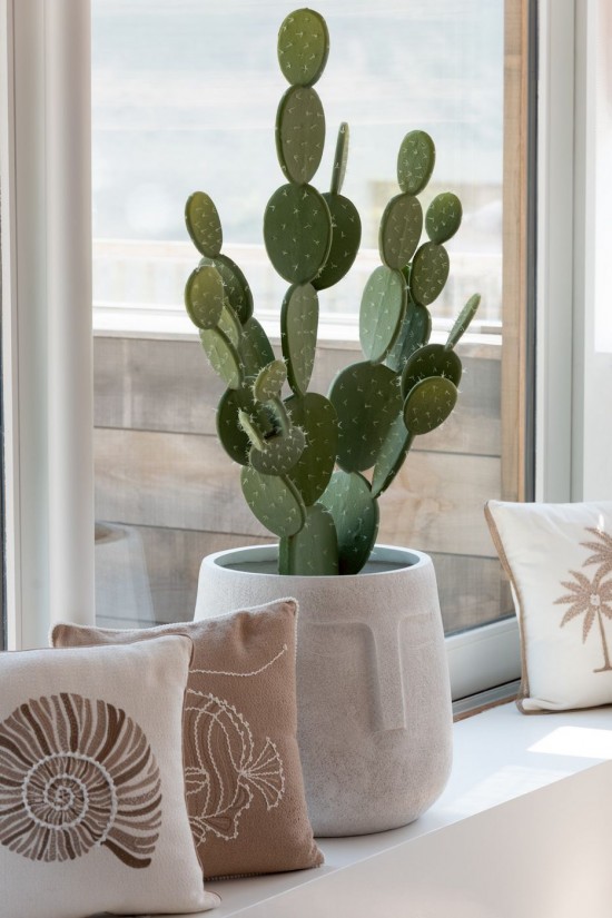 J-line 53161 Jolipa JLine cache pots cache pot.