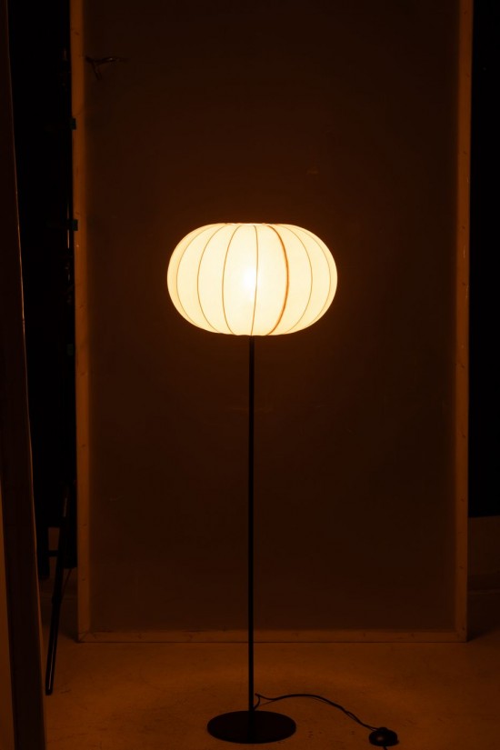 J-Line J Line Lampadaires Lampes Raides Debouts Sur Pied De Sol Jolipa Lampadaire Lanterne Metal Textile Blanc Small.