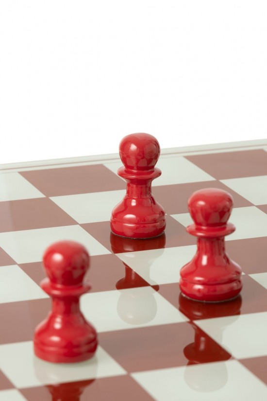 J Line Echiquier Plateau Polyrésine Blanc Rouge Noël L61xB61xH13 cm Jline 55043 by Jolipa 55043.