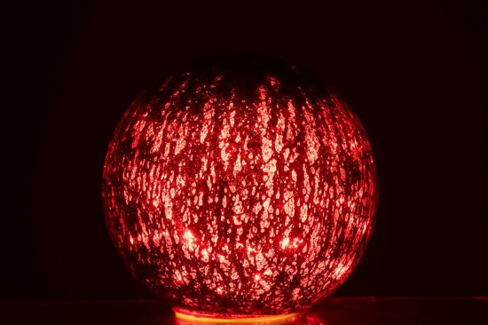 J-Line J Line hivers Jolipa Boule Led Craquelé Verre Rouge Noël Large.