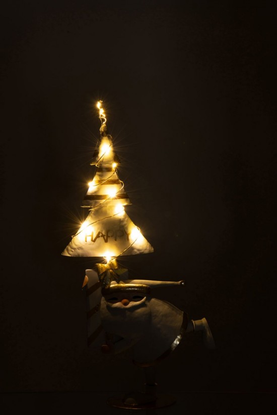 J-Line J Line peres noël Jolipa Père Noël Led Arbre Fer Doré Blanc Small.