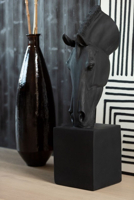 J-Line J Line cheval chevaux statuettes Cheval Sur Base Mgo Noir Large.