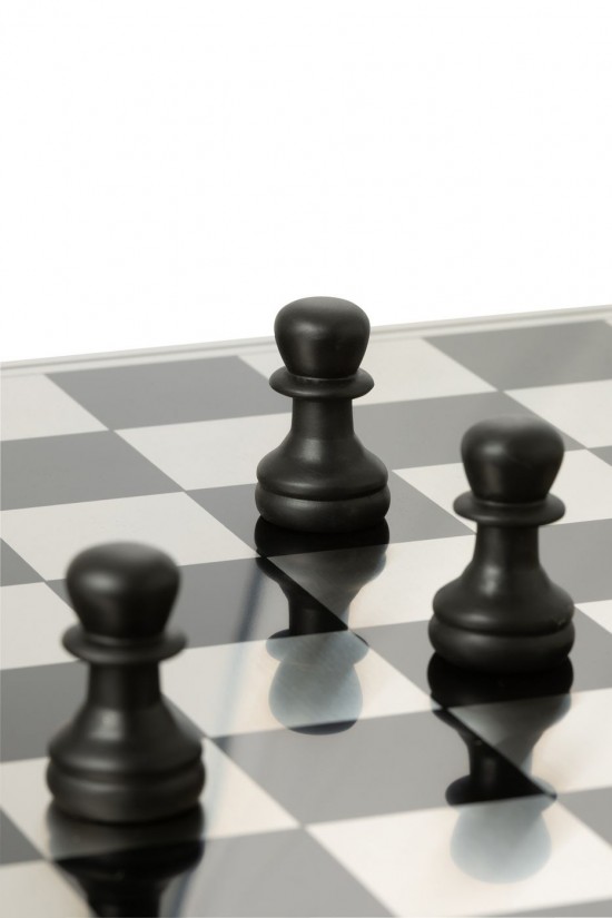 J Line Echiquier Plateau Polyrésine Doré Noir L61xB61xH14 cm Jline 55333 by Jolipa 55333.