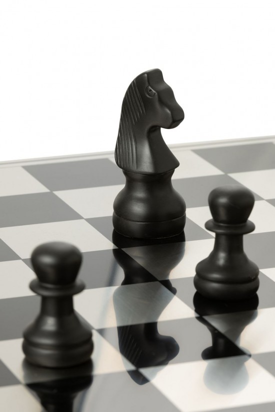 J-Line Set De Ajedrez Junta Poliresina Dorado/Negro.