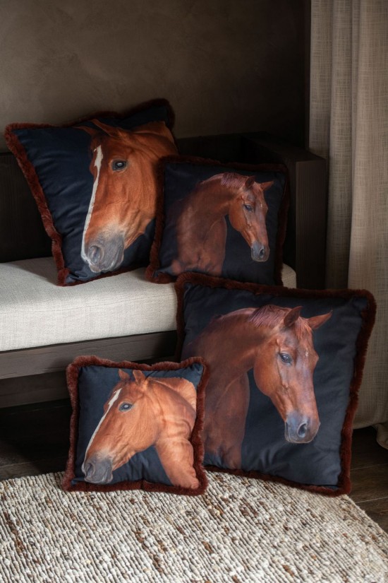 Jolipa Coussin Cheval Polyester Marron Small Assortiment De 2.