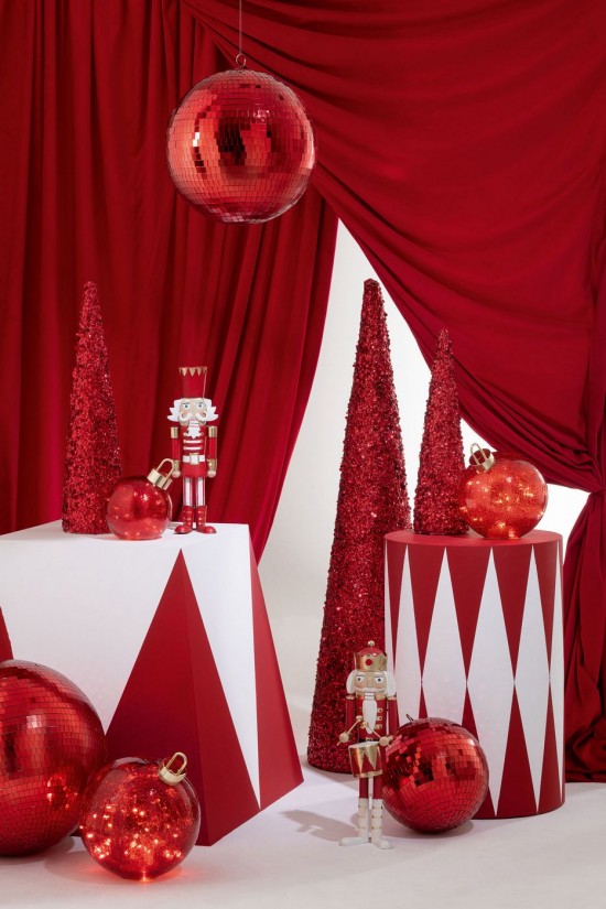 Jolipa Cône Sequins Mousse Rouge Noël Medium.