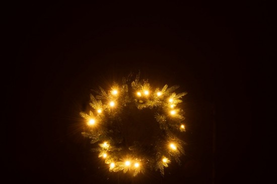 J-Line J Line couronnes Jolipa Couronne 20 Led Rond Plastique Vert Foncé Small.