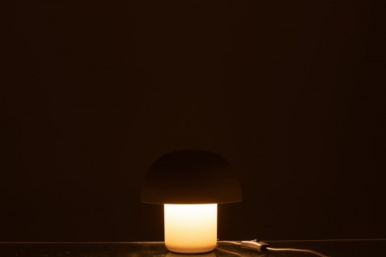 J-Line J Line Éclairage Armatures Luminaires D'intérieur Pieds De Lampe Avec Abat Jour Lampes De Table Jolipa Lampe De Table .