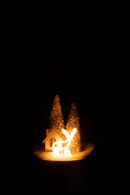 J-Line J Line hivers Jolipa Boule Led Renne Verre Doré Blanc Large.