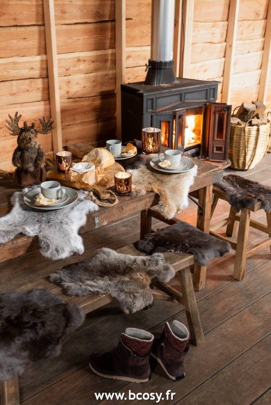 J-Line Tabouret rectangulaire bois marron rustique Tabouret en bois J line style campagnard tabourets ronds Tabouret Rectangulaire Bois Marron