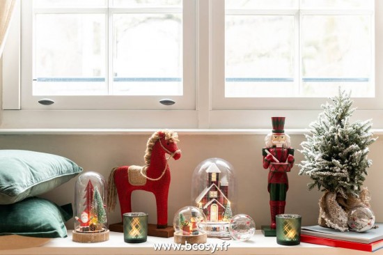 Jolipa Jline Sapin De Noel Led Pot Jute Plastique Vert Enneige Extra Small