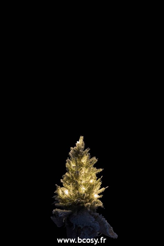 J-Line arbres decos Jolipa Jline Sapin De Noel Led Pot Jute Plastique Vert Enneige Extra Small