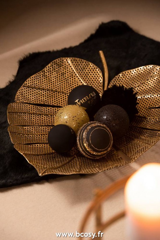 Jolipa Jline Boite De 4 Boule De Noel Paillettes Verre Mat Noir Or Medium